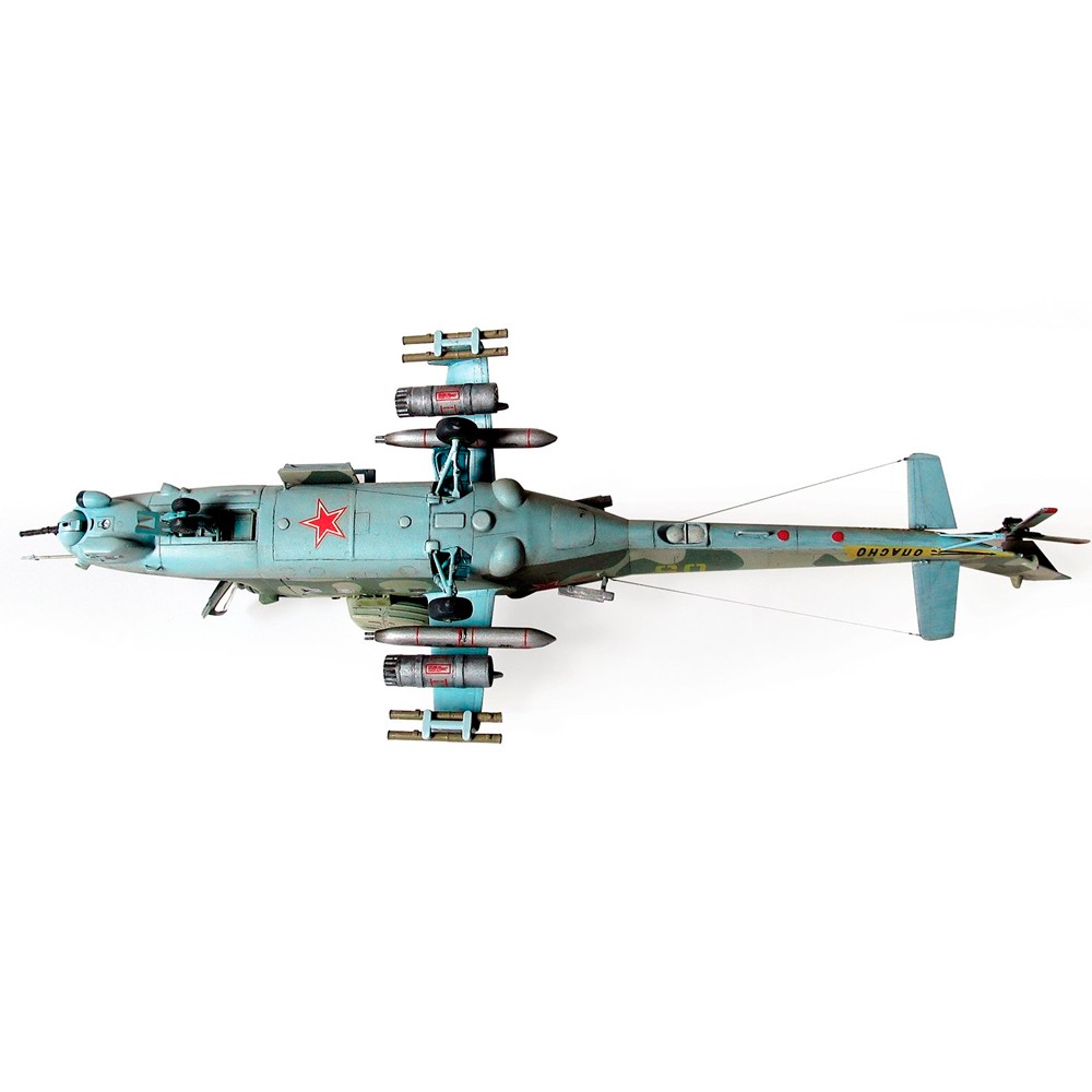 Сборная модель 4823 Российский ударный вертолет "Ми-24 В/ВП"